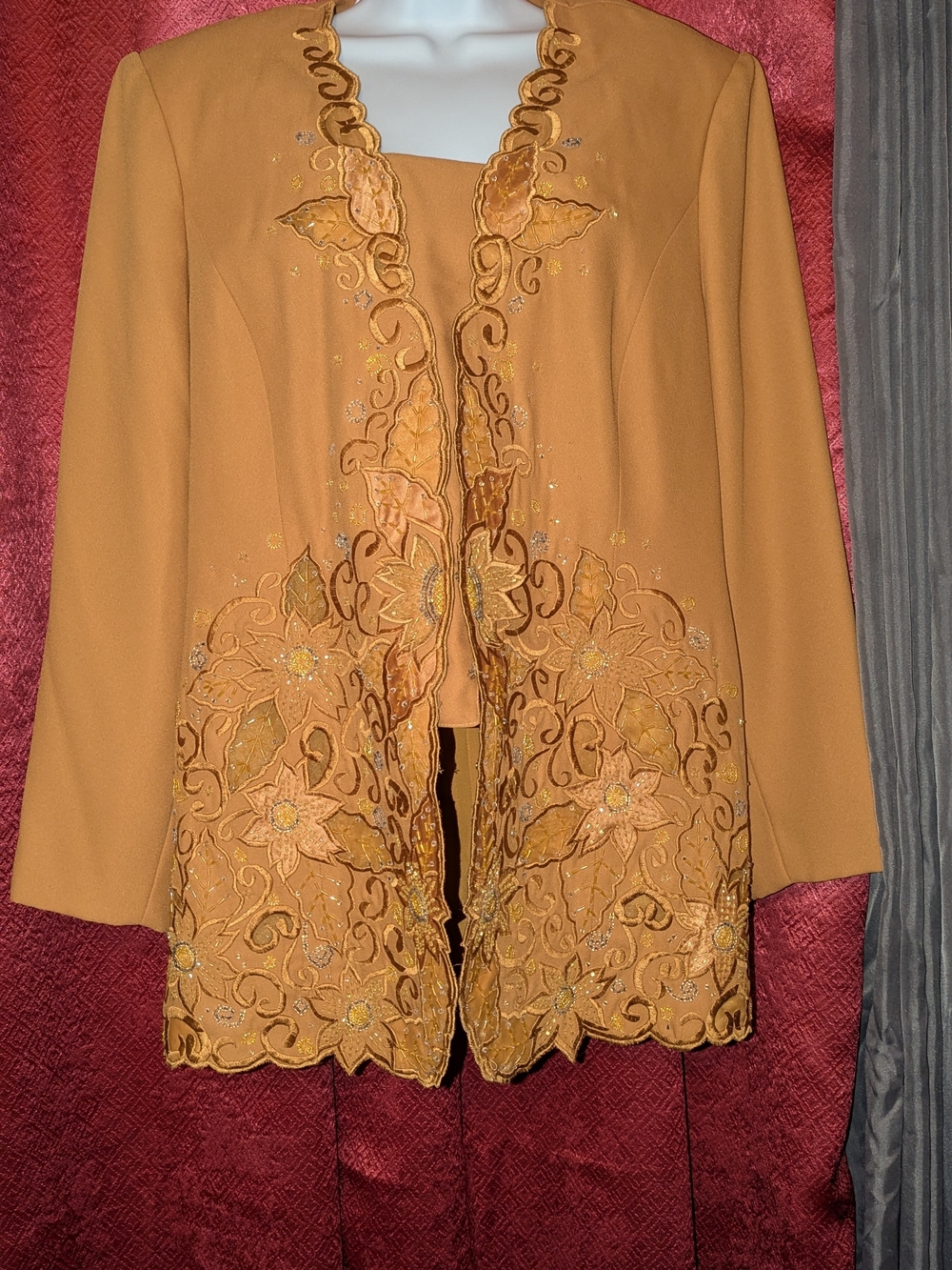 Embroidered Button Panel Front 2pc Skirt Suit
